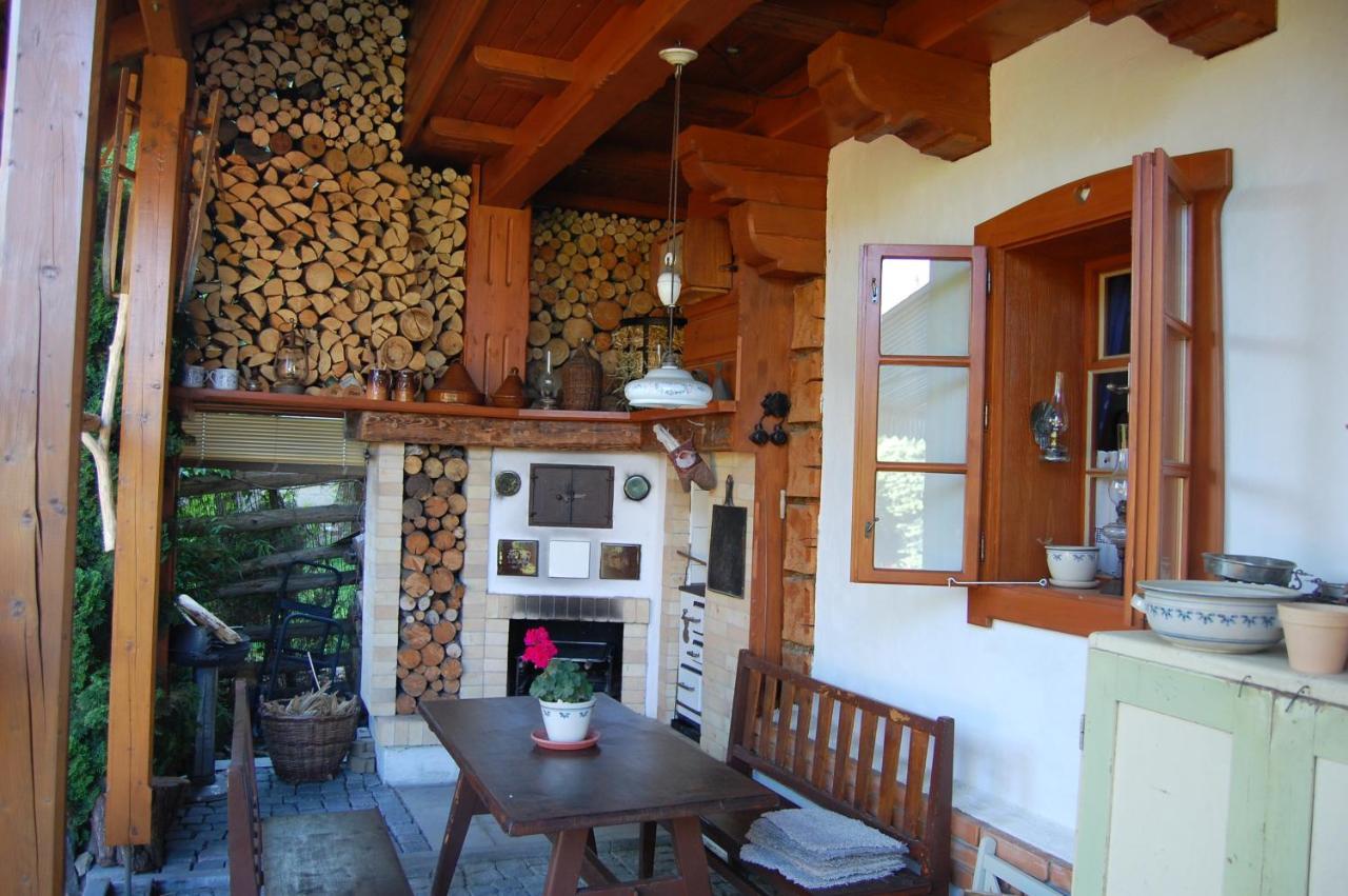 Hazovsky Dvur Apartment Roznov pod Radhostem